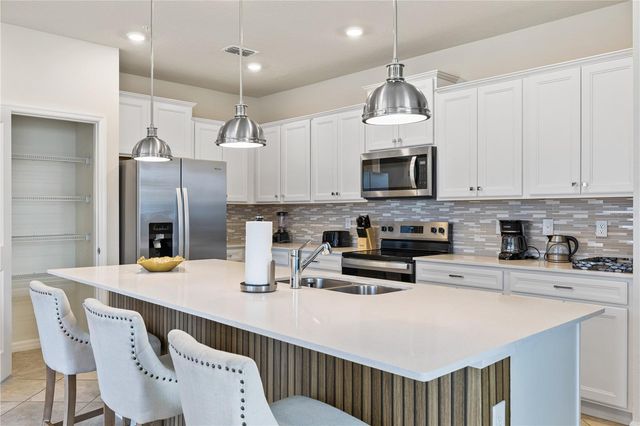 1277 BLUE ISLAND DRIVE, Clermont, FL 34714