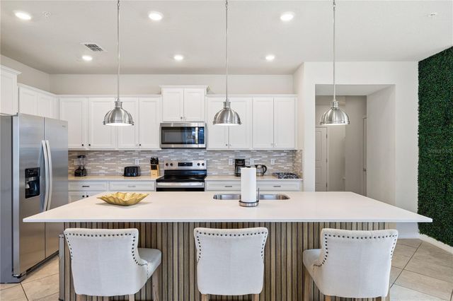 1277 BLUE ISLAND DRIVE, Clermont, FL 34714