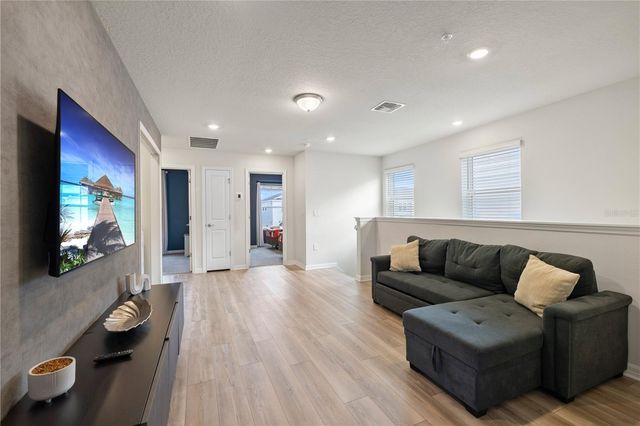 1277 BLUE ISLAND DRIVE, Clermont, FL 34714