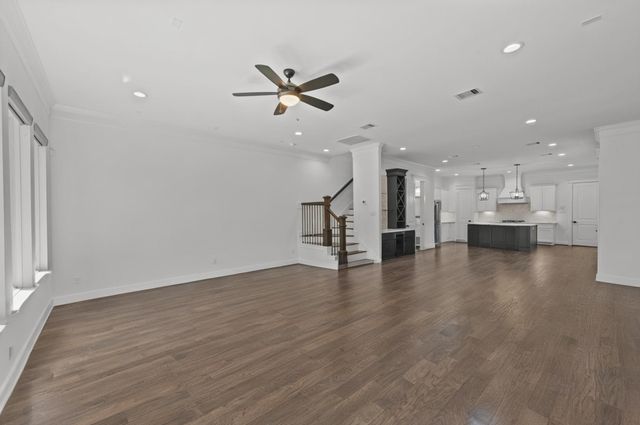 1128 Malone Street, Houston, TX 77007