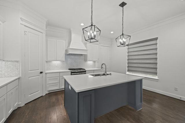 1128 Malone Street, Houston, TX 77007