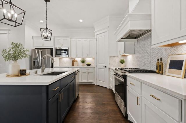 1128 Malone Street, Houston, TX 77007