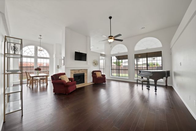 5418 Highgate Lane, Rowlett, TX 75088