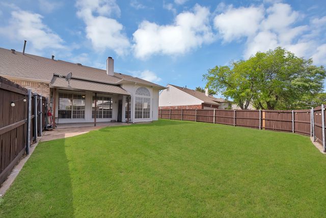 5418 Highgate Lane, Rowlett, TX 75088