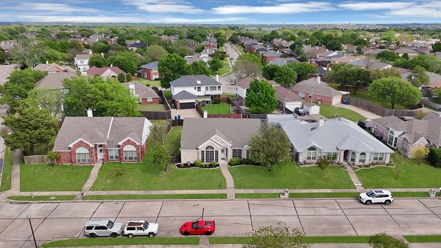 5418 Highgate Lane, Rowlett, TX 75088