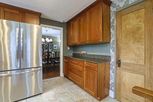 509 Larchmont Drive, Wyoming, OH 45215