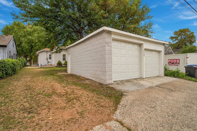 1428 Vincent Avenue N, Minneapolis, MN 55411
