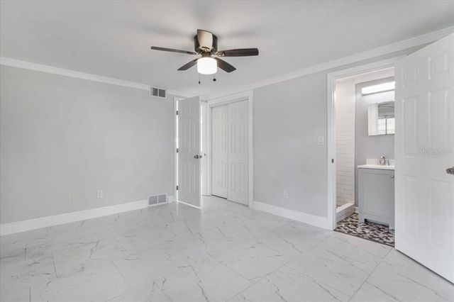 5800 DARTMOUTH AVENUE N, St Petersburg, FL 33710