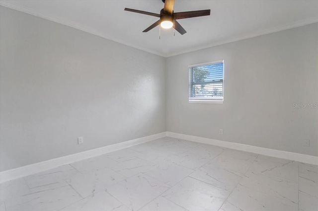 5800 DARTMOUTH AVENUE N, St Petersburg, FL 33710