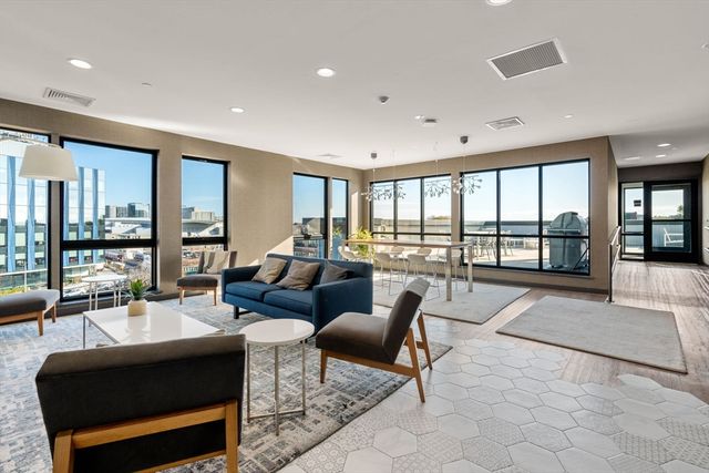 45 W 3rd St 215, Boston, MA 02127