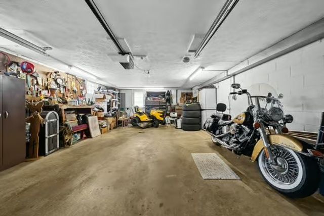 665 Summerlea Ave, City Of Washington, PA 15301