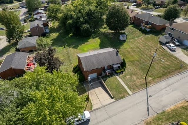 665 Summerlea Ave, City Of Washington, PA 15301