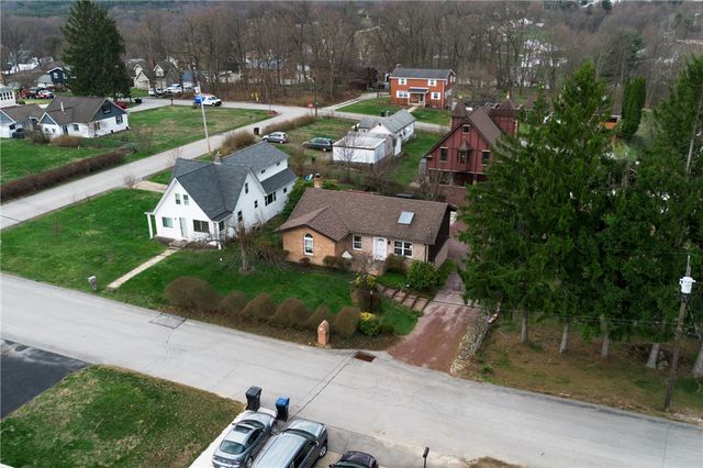 143 Charity Dr, Center Twp, PA 15001