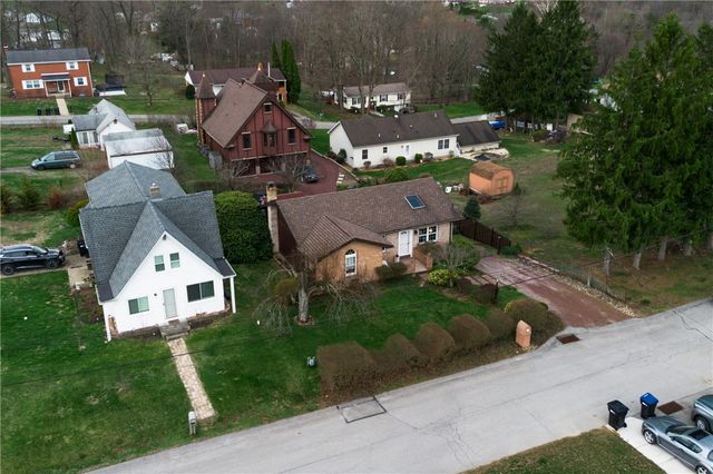 143 Charity Dr, Center Twp, PA 15001