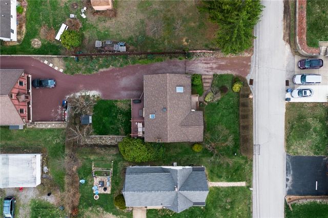 143 Charity Dr, Center Twp, PA 15001