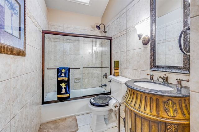 143 Charity Dr, Center Twp, PA 15001