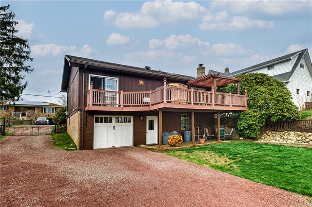 143 Charity Dr, Center Twp, PA 15001