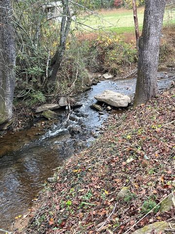 6489 Crooked Creek Road, Young Harris, GA 30582