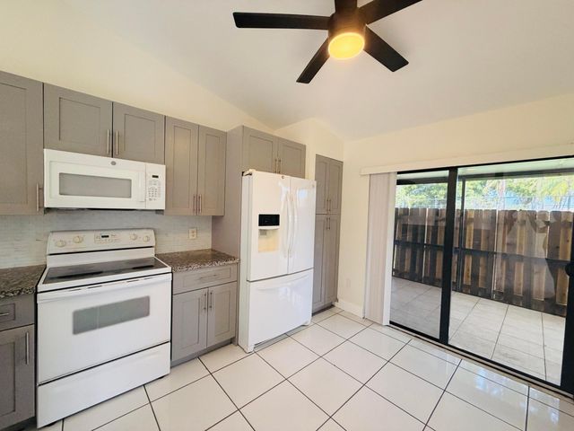 9856 Watermill Circle H, Boynton Beach, FL 33437