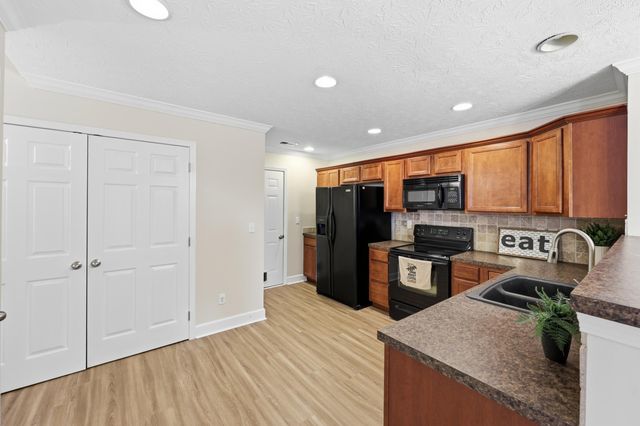 3981 Winthrop Drive, Lexington, KY 40514