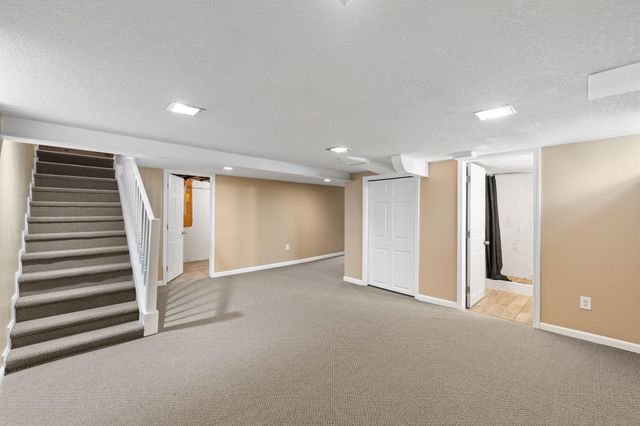 4937 Beard Avenue N, Brooklyn Center, MN 55429