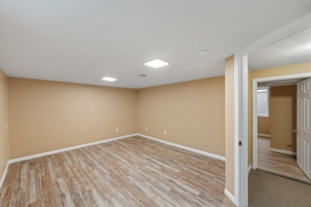 4937 Beard Avenue N, Brooklyn Center, MN 55429