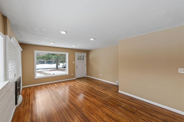 4937 Beard Avenue N, Brooklyn Center, MN 55429