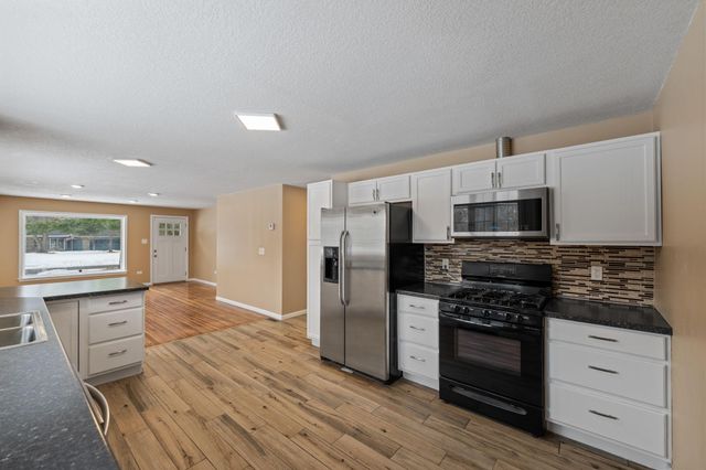 4937 Beard Avenue N, Brooklyn Center, MN 55429