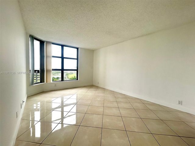 3400 NE 192nd St 1607, Aventura, FL 33180