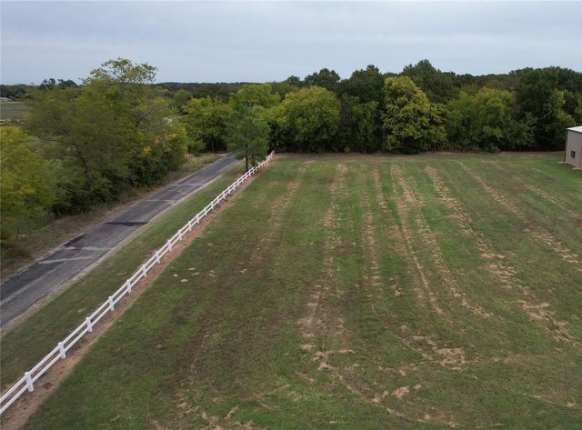 938 Private Rd 7005, Edgewood, TX 75117