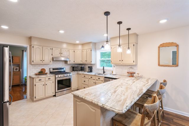 105 Center Hill Wright Rd, Reagan, TN 38368