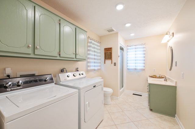 105 Center Hill Wright Rd, Reagan, TN 38368