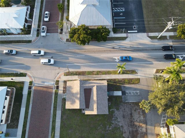 302 GOLDSTEIN STREET, Punta Gorda, FL 33950