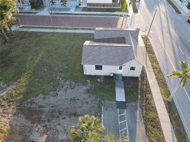 302 GOLDSTEIN STREET, Punta Gorda, FL 33950