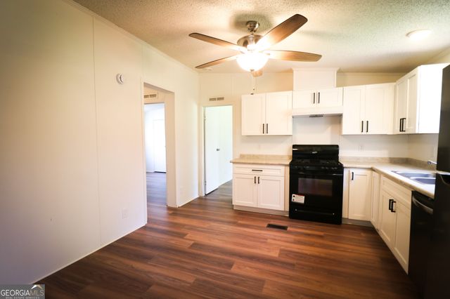 140 Milner Street, Meansville, GA 30256