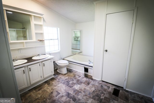 140 Milner Street, Meansville, GA 30256