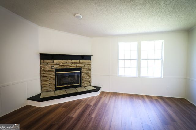 140 Milner Street, Meansville, GA 30256