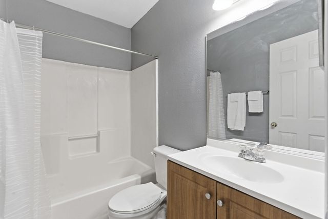 111 Fritts Way, Branson West, MO 65737