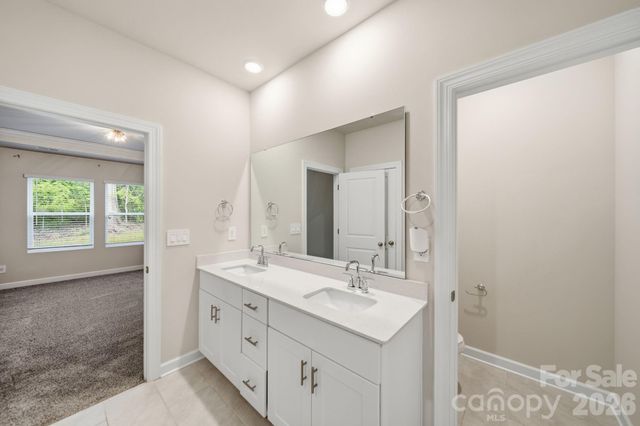 6220 Barcelona Way, Charlotte, NC 28214