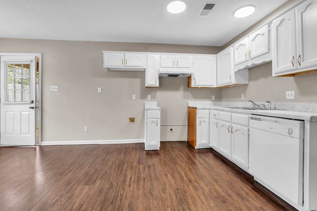 4450 LONGTREE CV, Memphis, TN 38128