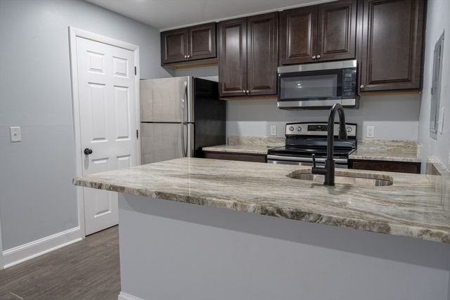 225 South Main Street 7, Haverhill, MA 01835