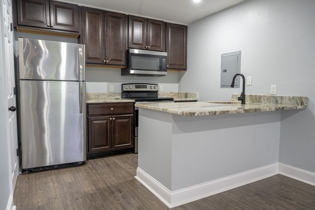 225 South Main Street 7, Haverhill, MA 01835