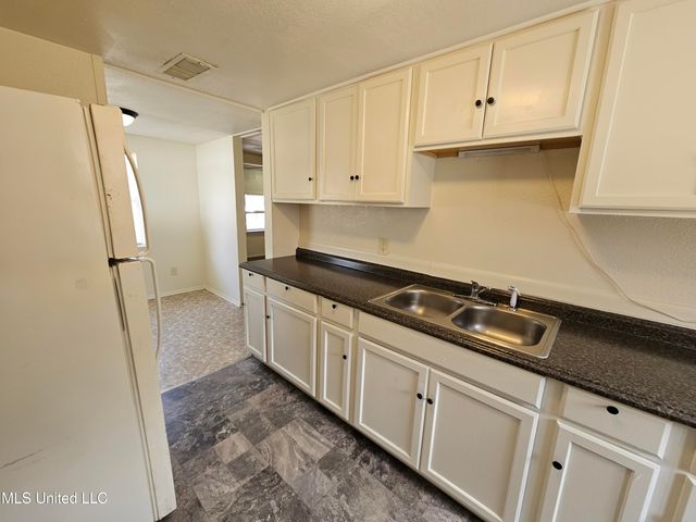 263 Mcdonnell Avenue, Biloxi, MS 39531