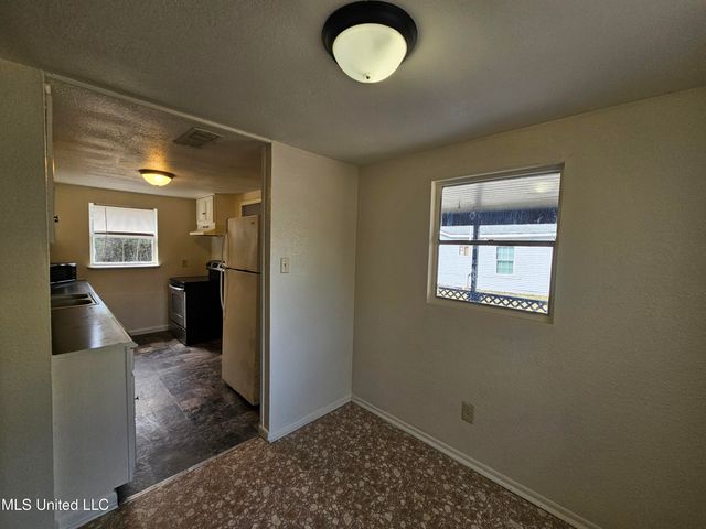 263 Mcdonnell Avenue, Biloxi, MS 39531