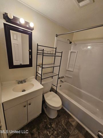 263 Mcdonnell Avenue, Biloxi, MS 39531