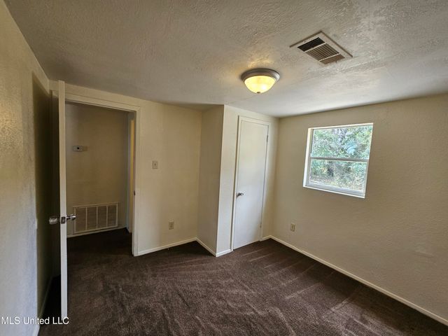 263 Mcdonnell Avenue, Biloxi, MS 39531