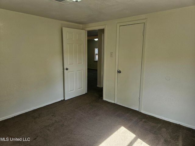 263 Mcdonnell Avenue, Biloxi, MS 39531