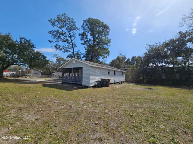 263 Mcdonnell Avenue, Biloxi, MS 39531