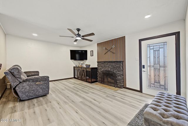 5515 W CAROL ANN Way, Glendale, AZ 85306