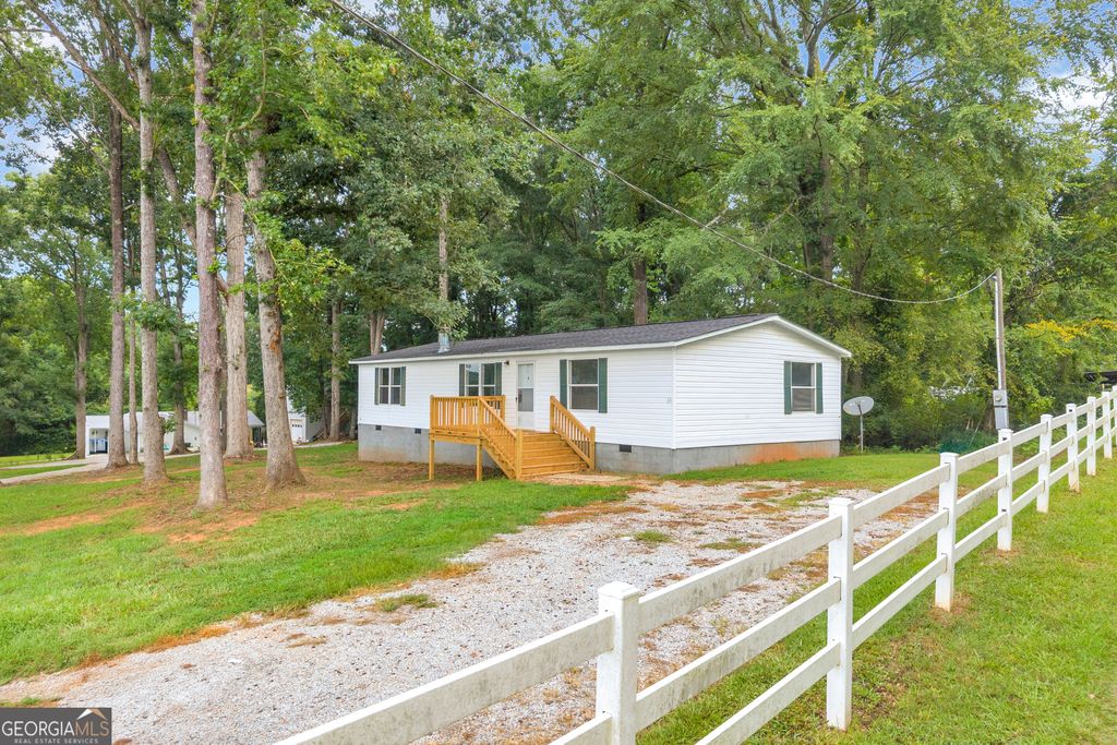 218 Gainesville Street, Carnesville, GA 30521 — exterior